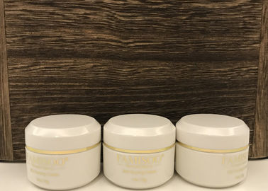 Crema de cuidado del maquillaje 360 permanentes de Famisoo para prevenir la sarna para la ceja/el lápiz de ojos/el labio